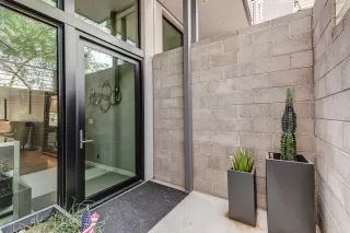 Photo #3: 6124170 Listing