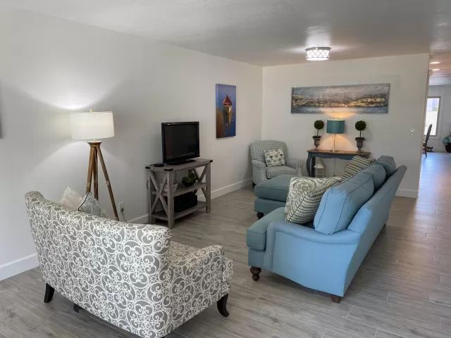 MLS: 6124210 Condo For Sale