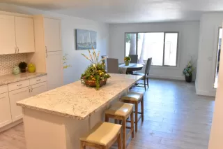 Photo #4: 6124210 Listing