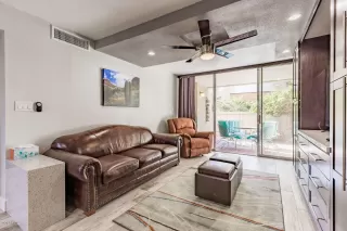 Photo #1: 6124226 Listing 