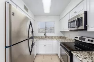 Photo #6: 6124570 Listing 