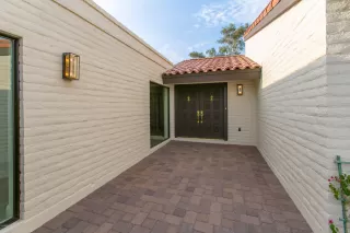 Photo #2: 6124576 Listing