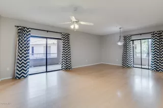 Photo #4: 6124615 Listing