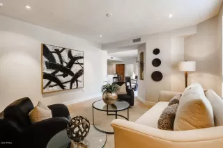 Photo #3: 6124839 Listing