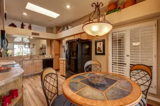 Photo #2: 6124951 Listing