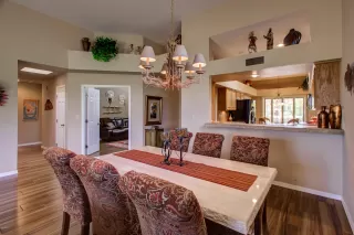 Photo #4: 6124951 Listing