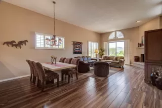 Photo #5: 6124951 Listing