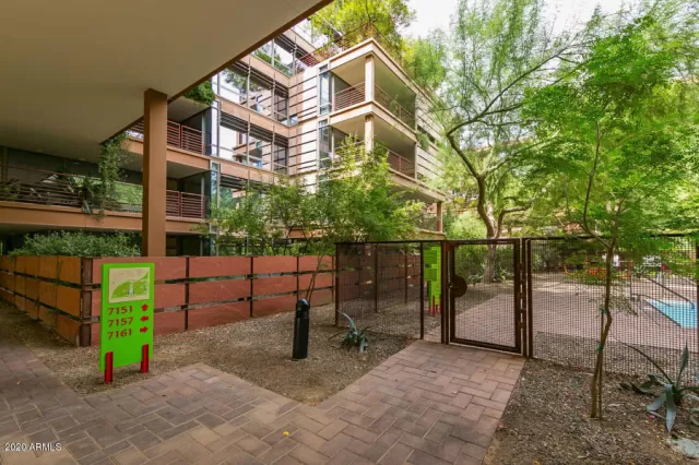 MLS: 6125273 Condo For Sale