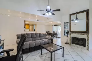 Photo #6: 6125432 Listing 