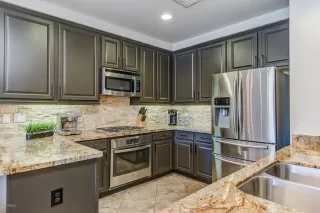 Photo #2: 6125557 Listing 