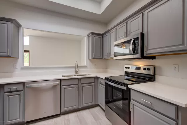 MLS: 6125566 Condo For Sale