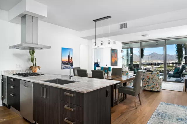 MLS: 6125627 Condo For Sale