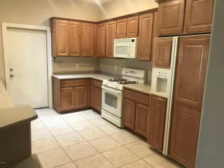 Photo #4: 6125647 Listing