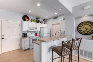 Photo #6: 6125869 Listing 