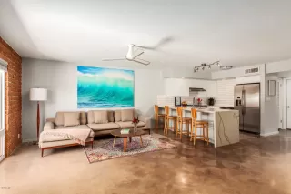 Photo #3: 6126213 Listing