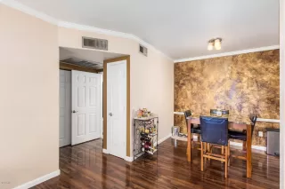 Photo #3: 6126226 Listing 