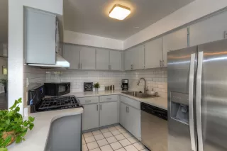 Photo #5: 6126252 Listing 