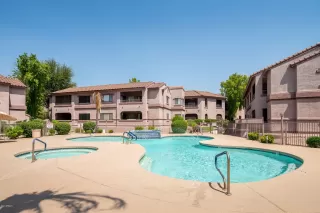 Photo #4: 6126277 Listing 