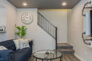 Photo #1: 6126446 Listing 