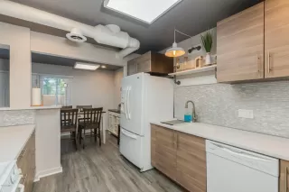 Photo #2: 6126446 Listing 