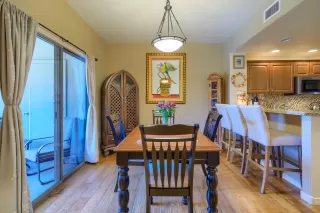 Photo #5: 6126548 Listing