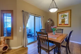 Photo #6: 6126548 Listing