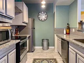 Photo #2: 6126598 Listing 