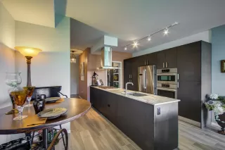 Photo #5: 6126608 Listing 