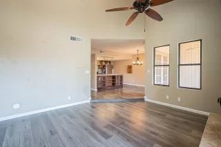 Photo #6: 6126661 Listing 