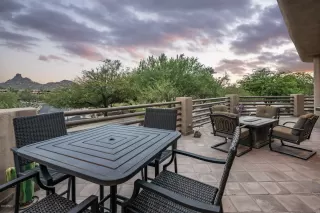 Photo #2: 6126947 Listing