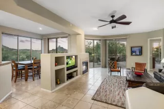 Photo #3: 6126947 Listing