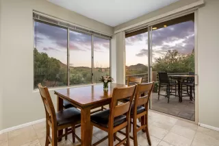 Photo #6: 6126947 Listing