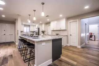 Photo #6: 6127069 Listing 