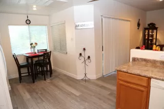 Photo #6: 6127251 Listing