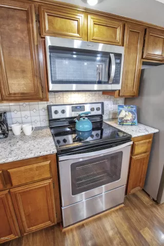 Photo #6: 6127489 Listing