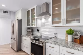 Photo #5: 6127772 Listing