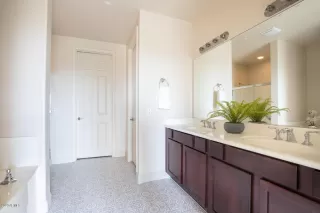 Photo #3: 6127799 Listing