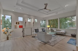 Photo #6: 6127877 Listing