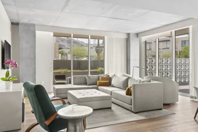 MLS: 6127905 Condo For Sale