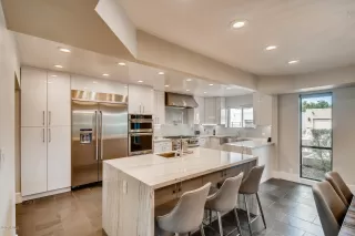 Photo #4: 6127979 Listing