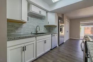 Photo #6: 6128142 Listing