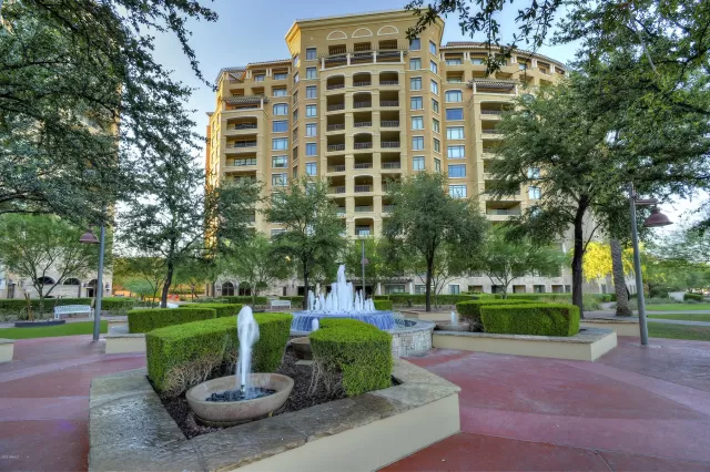 MLS: 6128253 Condo For Sale