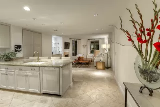 Photo #3: 6128253 Listing 