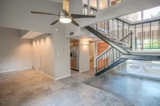 Photo #2: 6128333 Listing