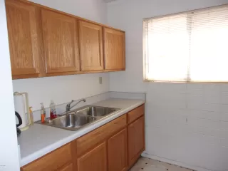 Photo #5: 6128551 Listing