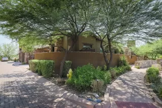 Photo #4: 6128634 Listing