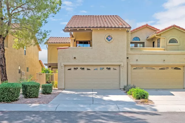 MLS: 6128648 Condo For Sale