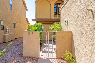 Photo #2: 6128648 Listing 