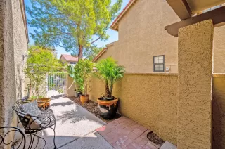 Photo #4: 6128648 Listing 