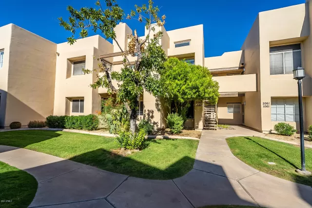MLS: 6128652 Condo For Sale